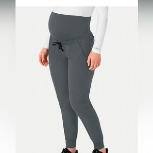 Carhartt maternity scrubs  Like New